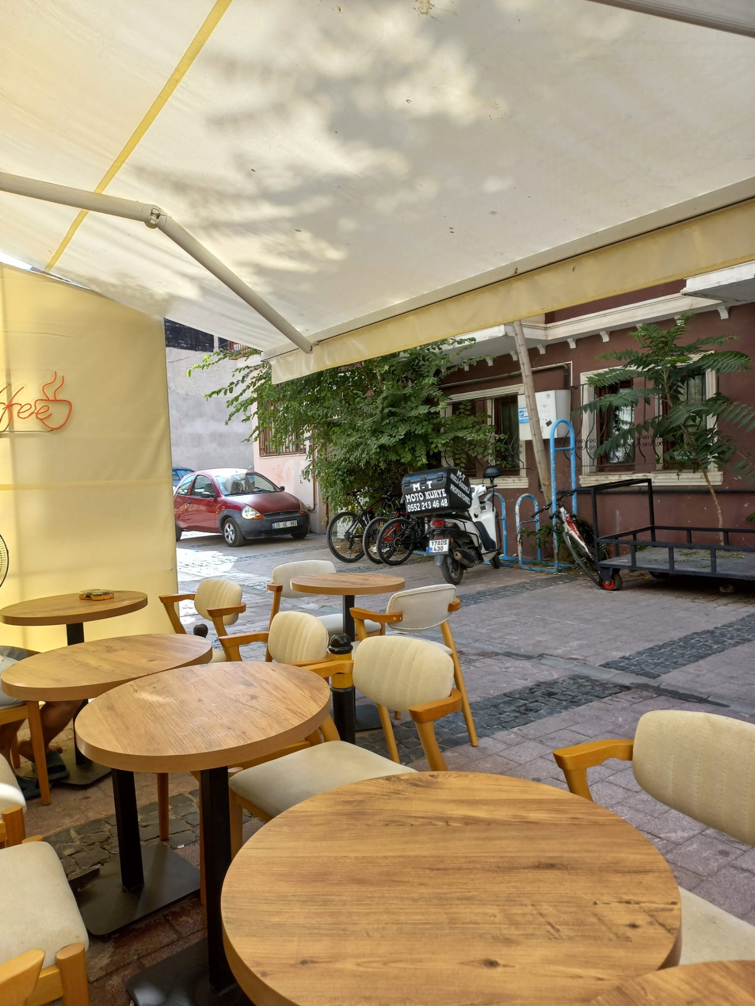 Akdeniz Cafe