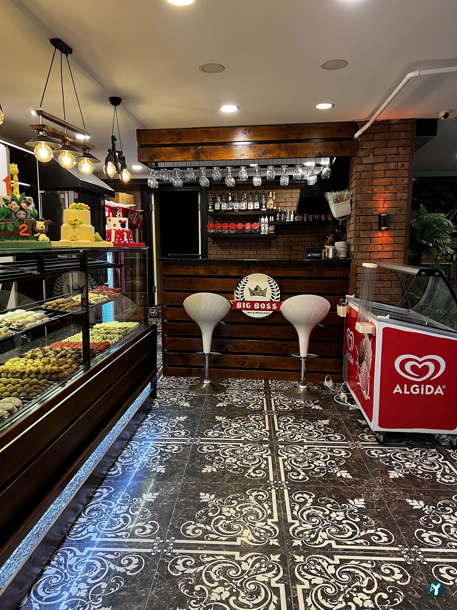 Big Boss Cafe