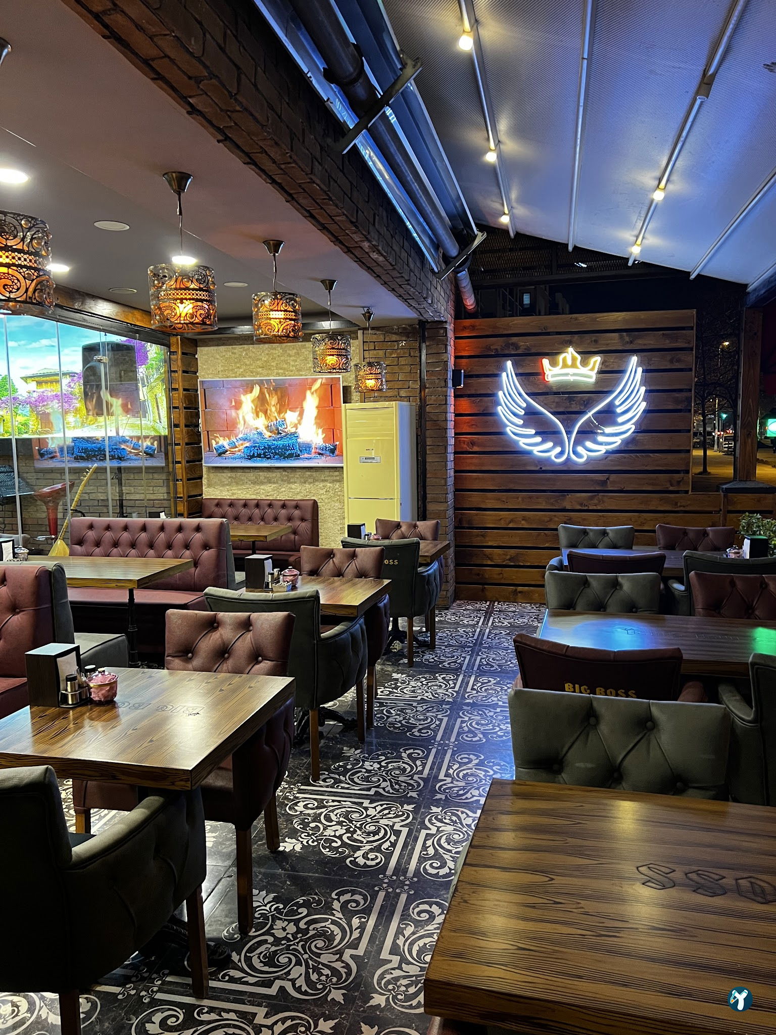 Big Boss Cafe