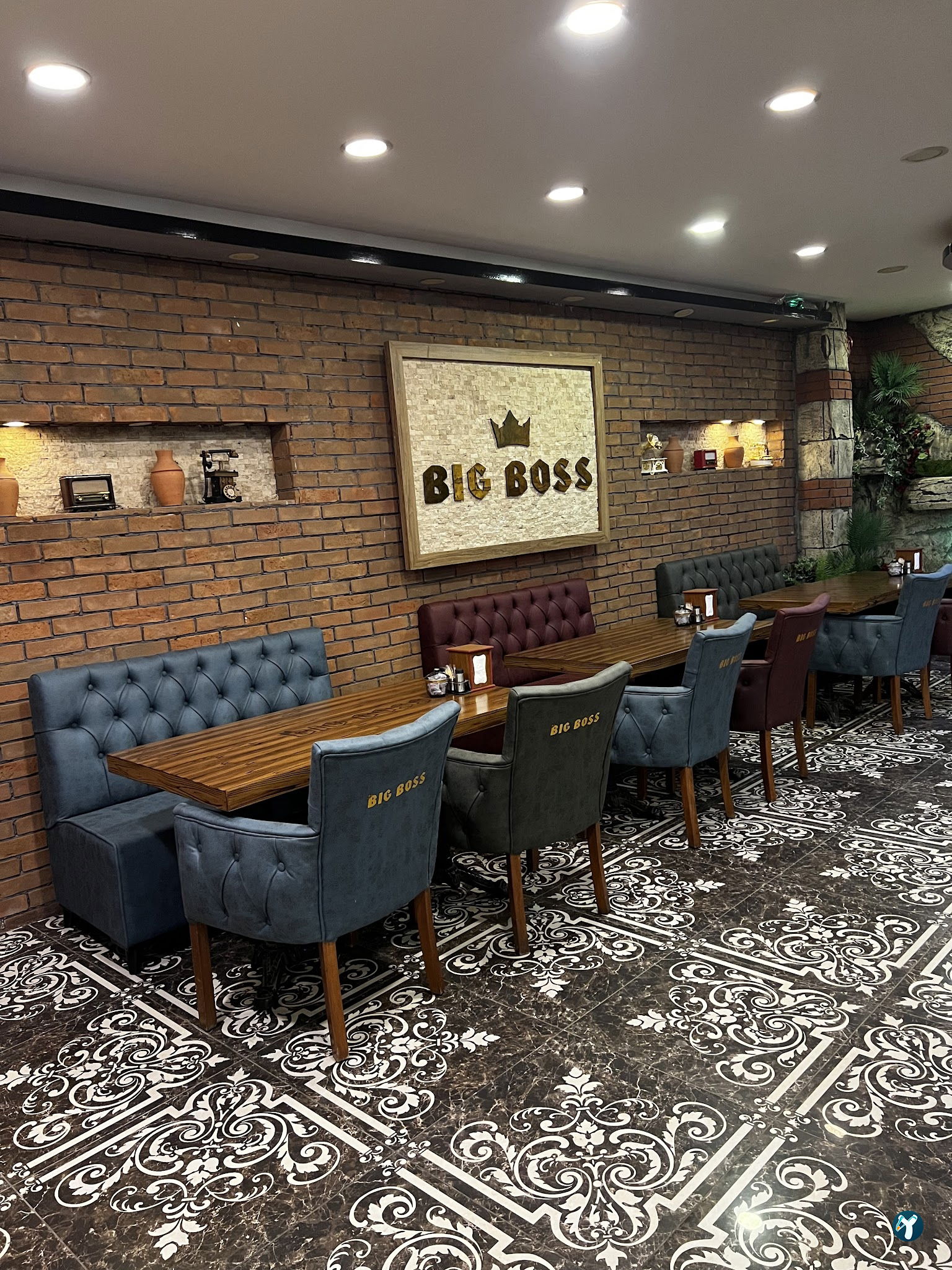 Big Boss Cafe