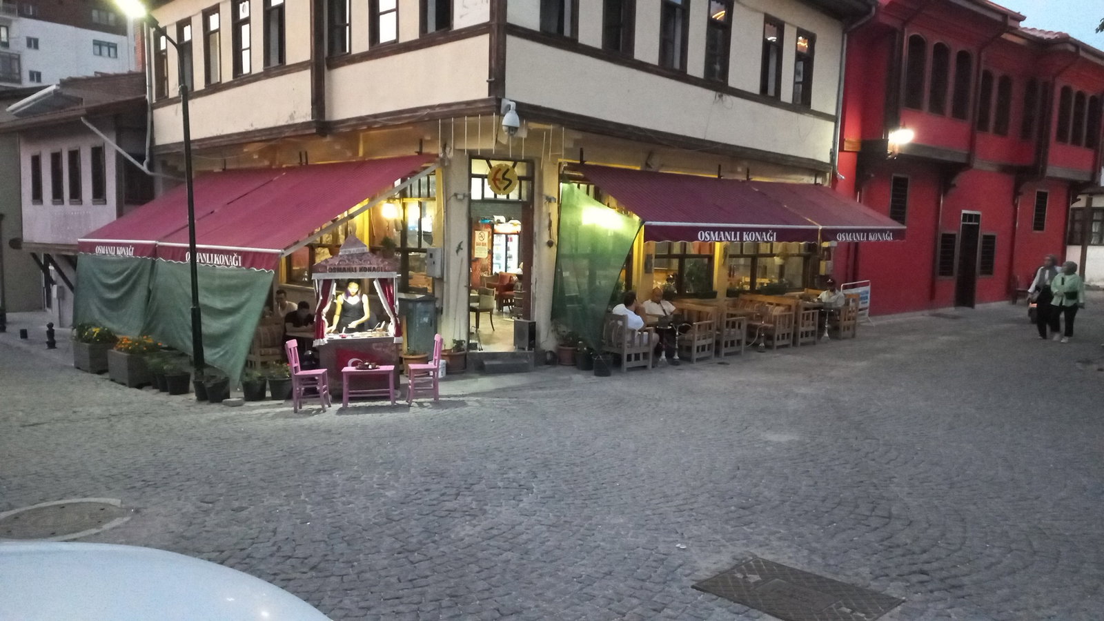 Osmanlı Konağı Ve Nargile Kafe