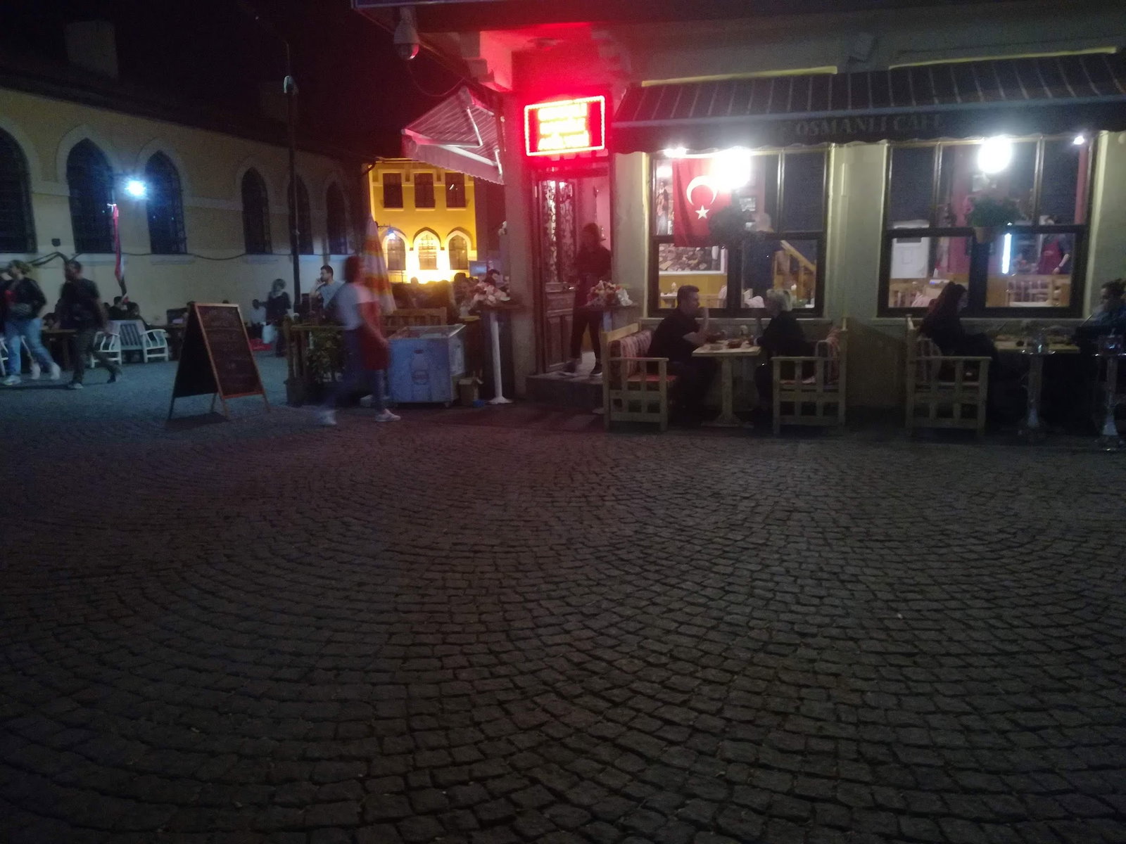 Osmanlı Konağı Ve Nargile Kafe