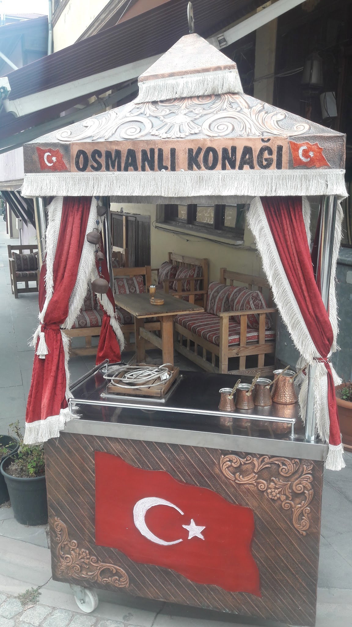 Osmanlı Konağı Ve Nargile Kafe