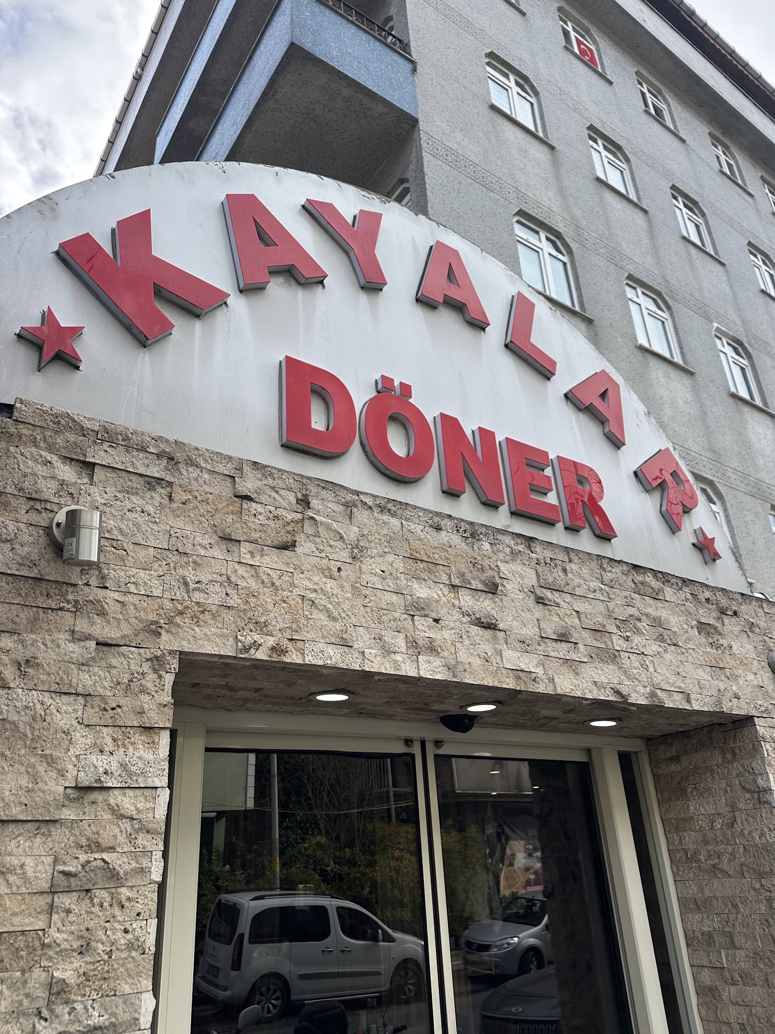 Kayalar Döner
