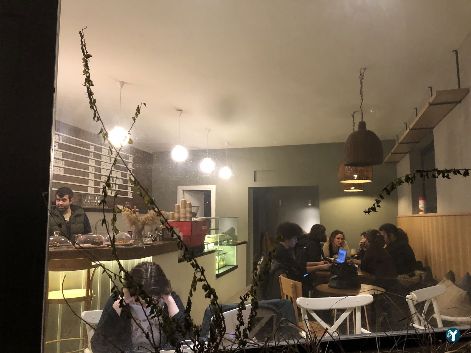 Momo Coffee House