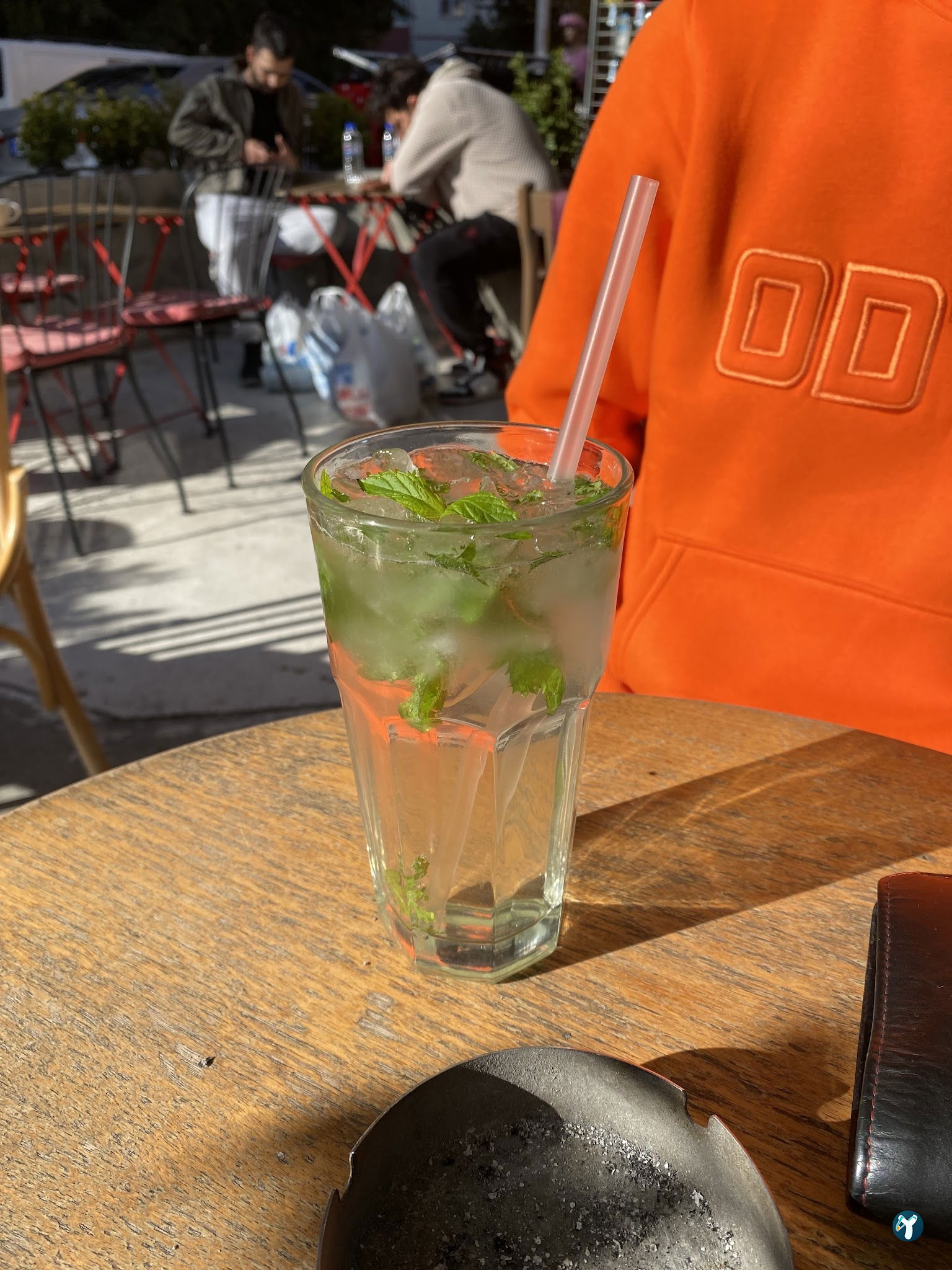 Momo Coffee House