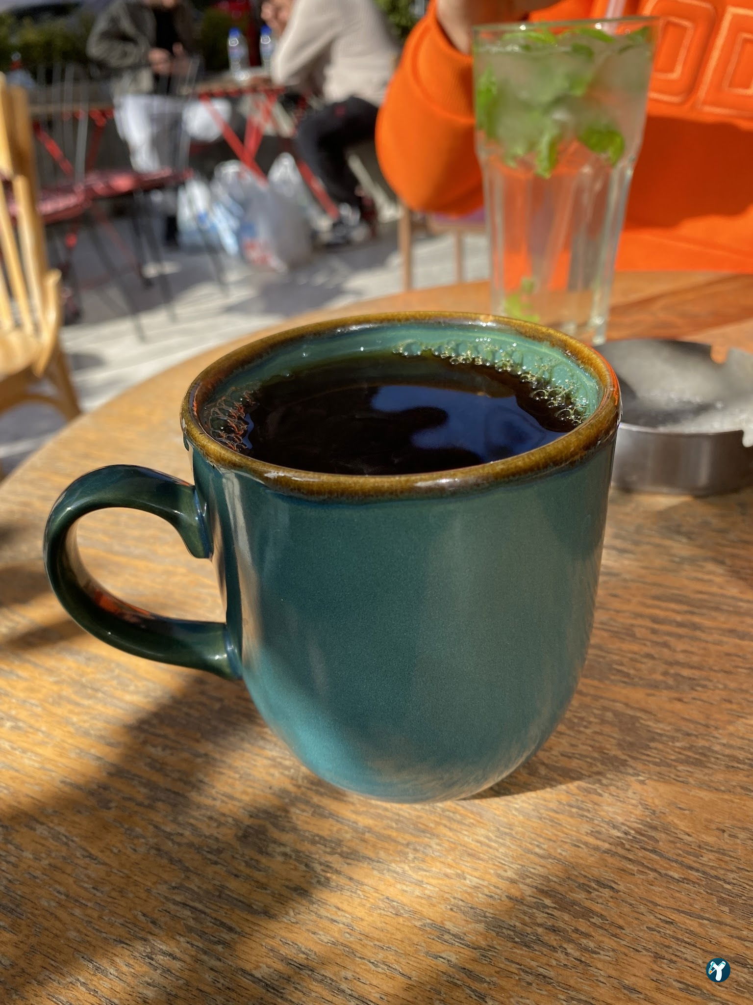 Momo Coffee House