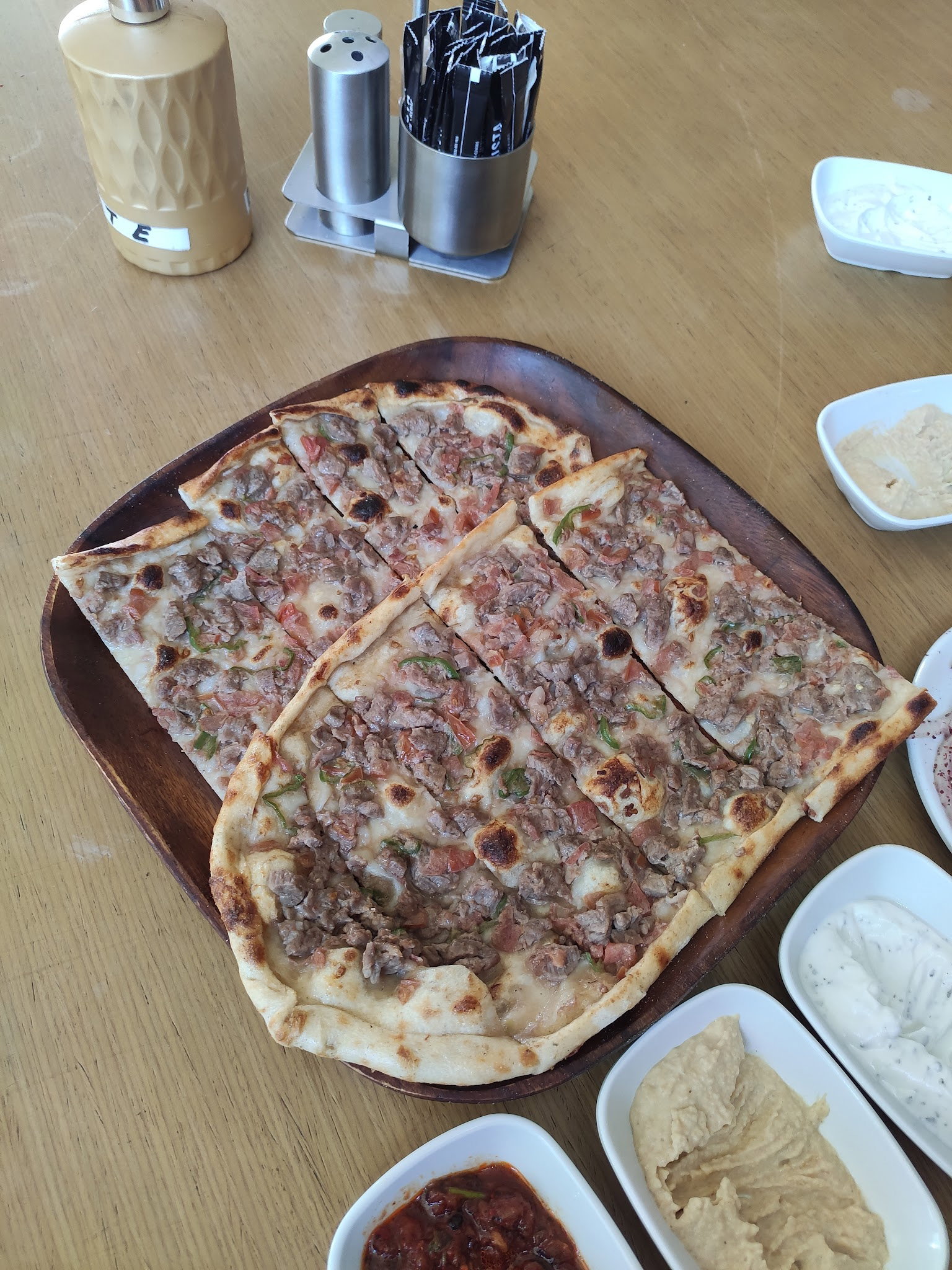 Halil Usta Et-Mangal