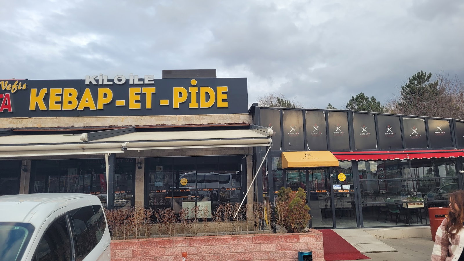 Halil Usta Et-Mangal