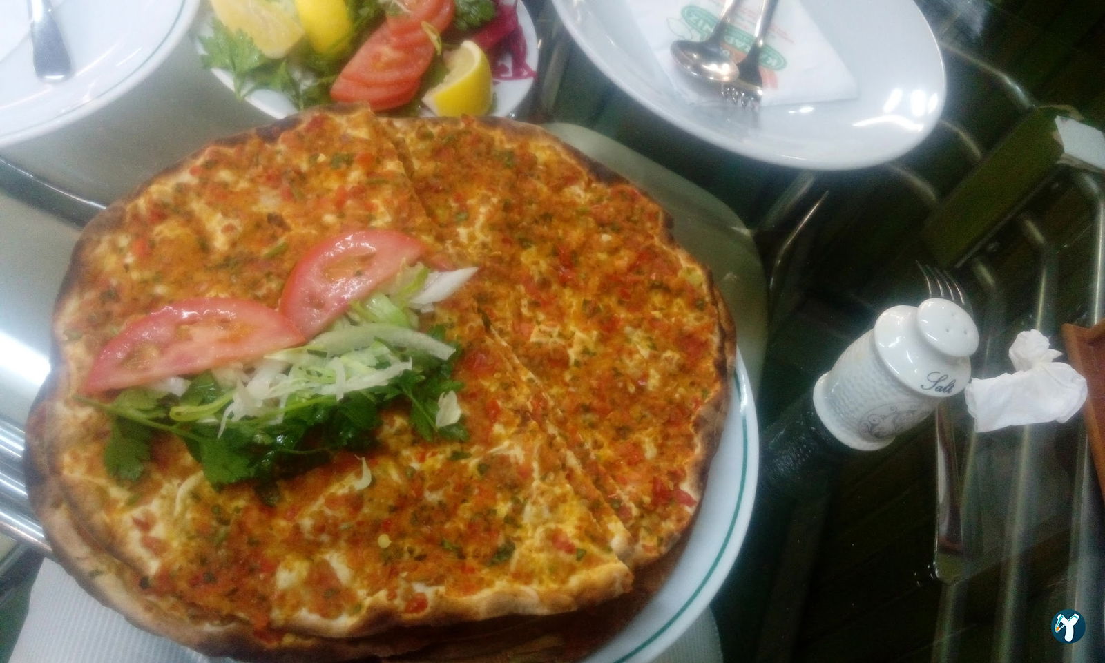 Öz Karadeniz Pide Kebap Lahmacun Salonu