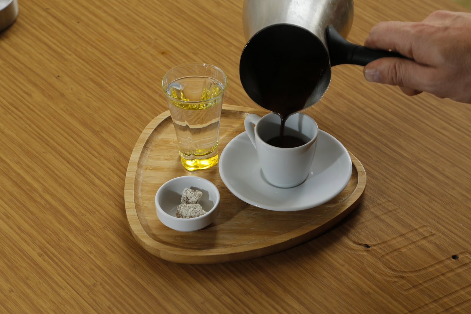 Elma Cafe&Bistro - Eskişehir Serpme Kahvaltı Mekanı