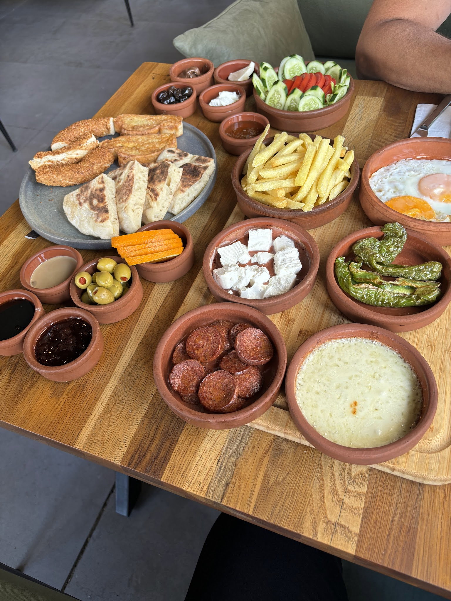 Elma Cafe&Bistro - Eskişehir Serpme Kahvaltı Mekanı