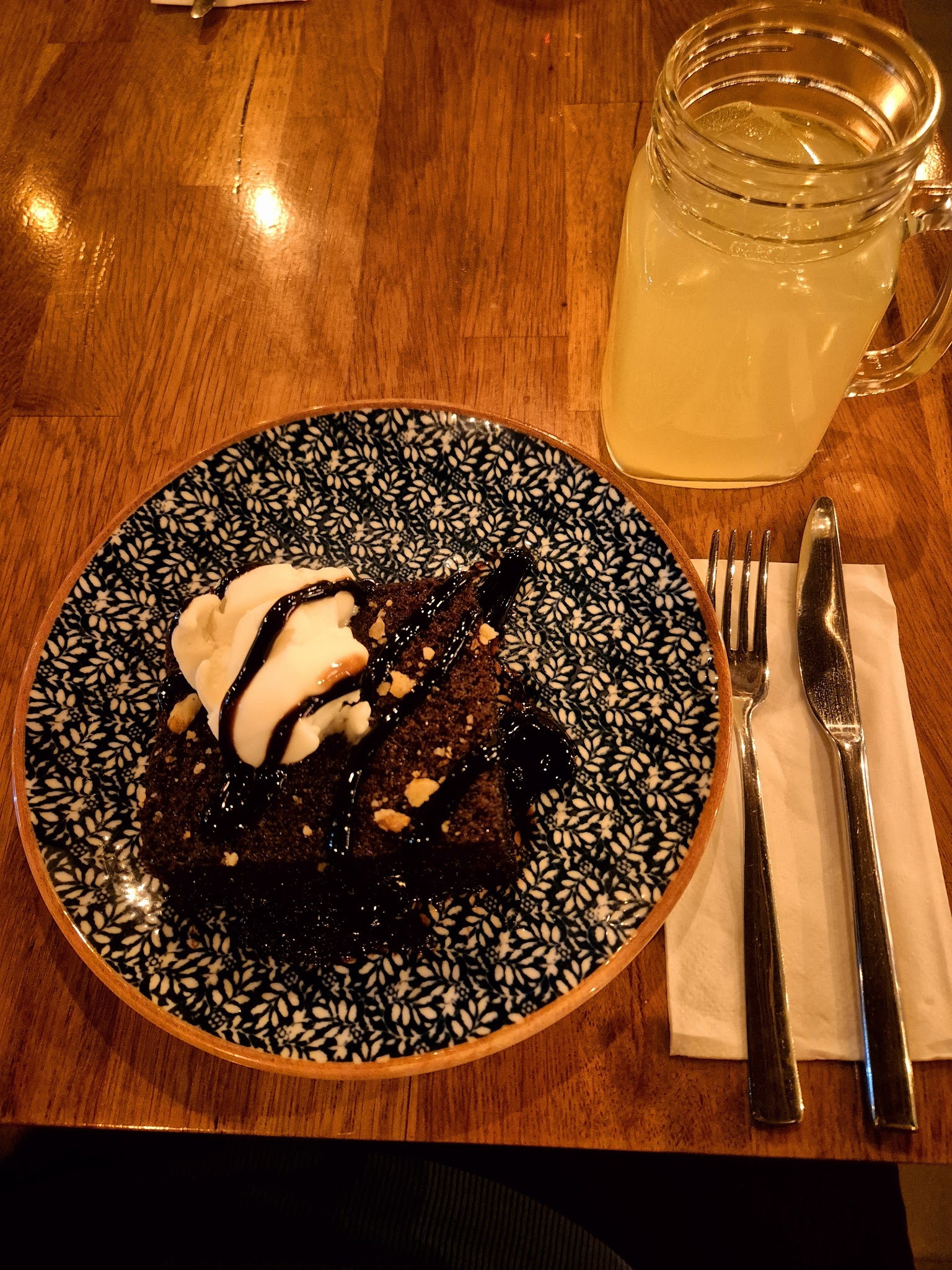 Elma Cafe&Bistro - Eskişehir Serpme Kahvaltı Mekanı