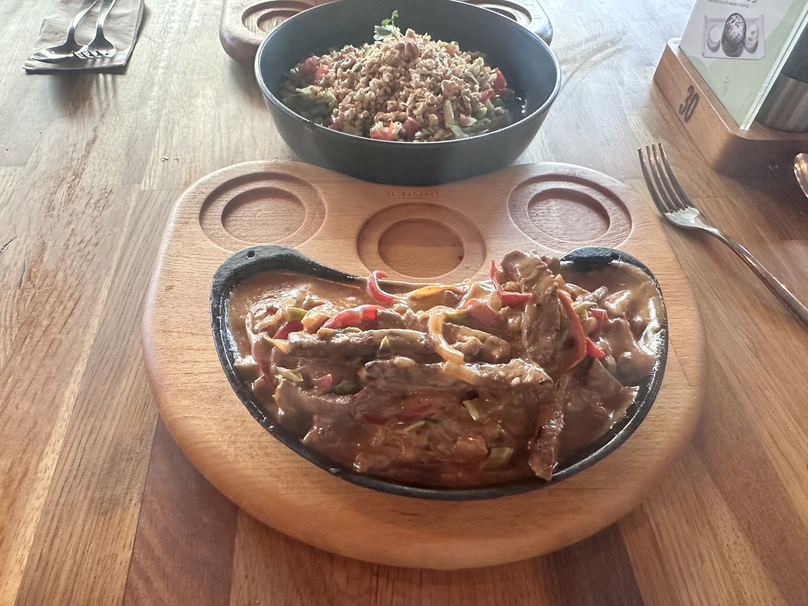 Elma Cafe&Bistro - Eskişehir Serpme Kahvaltı Mekanı