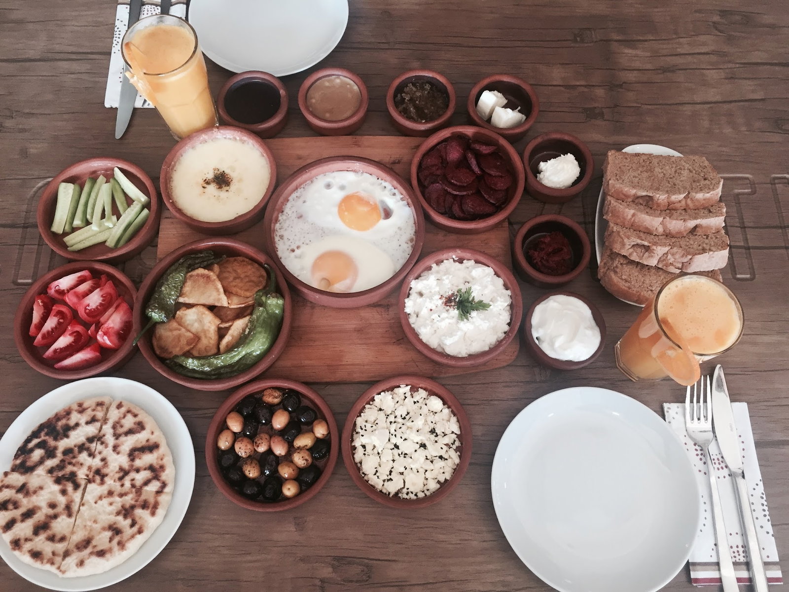 Elma Cafe&Bistro - Eskişehir Serpme Kahvaltı Mekanı