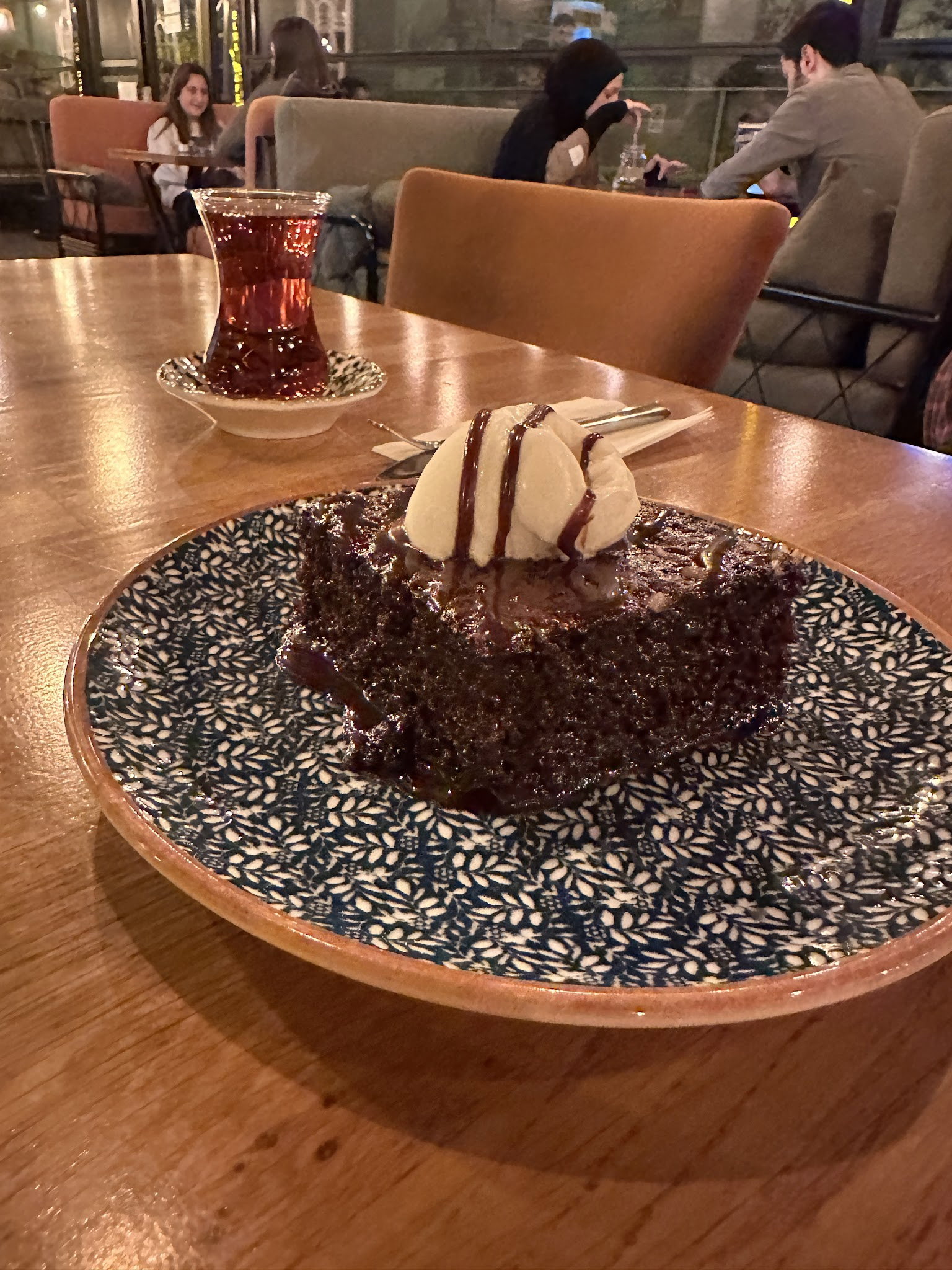 Elma Cafe&Bistro - Eskişehir Serpme Kahvaltı Mekanı