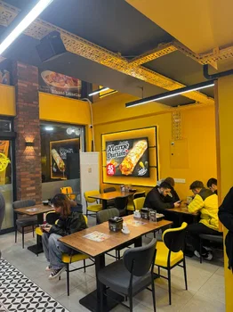 Maydonoz Döner Bayraklı Sevgi Yolu resimleri