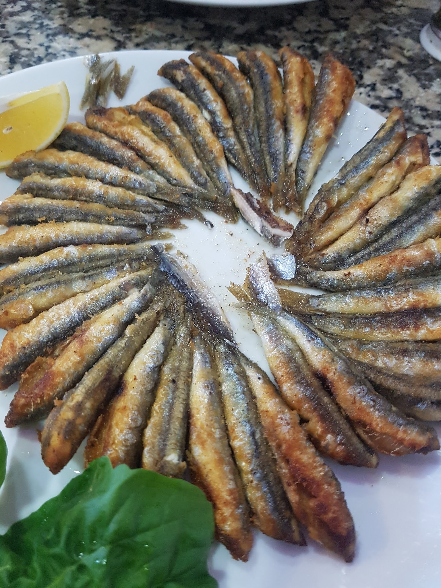 Çayirli Balik (Zeytinburnu Olivium Avm Karşısı)