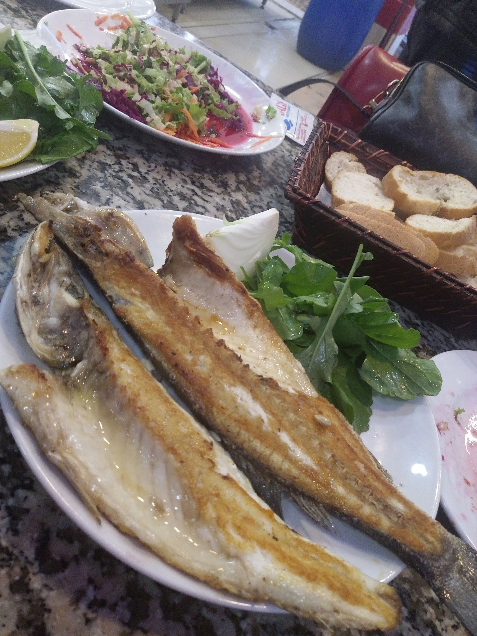 Çayirli Balik (Zeytinburnu Olivium Avm Karşısı)