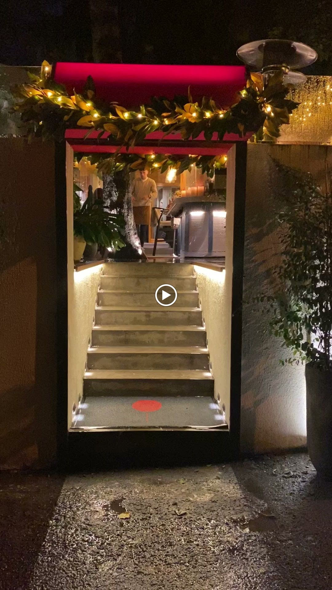 The Red Balloon Restoran & Bar