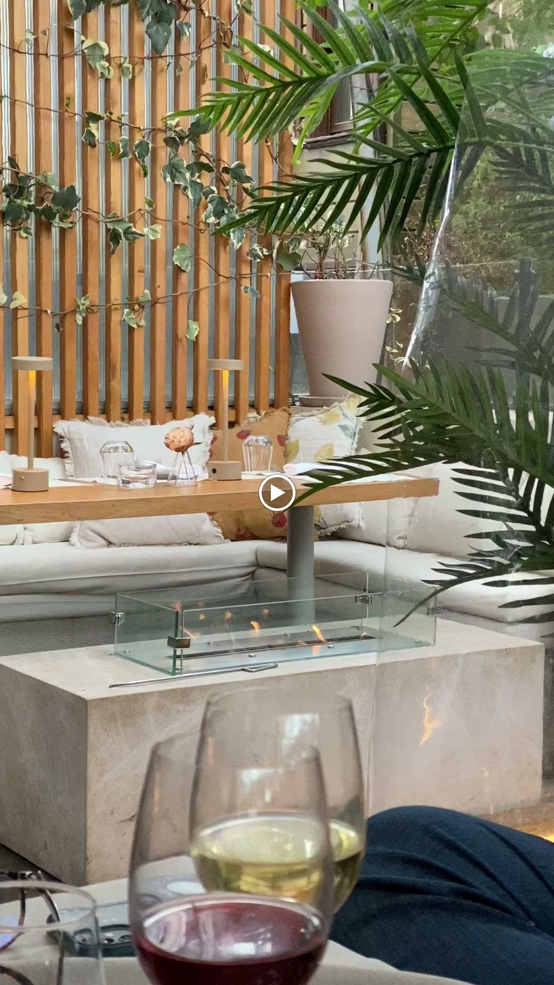 The Red Balloon Restoran & Bar