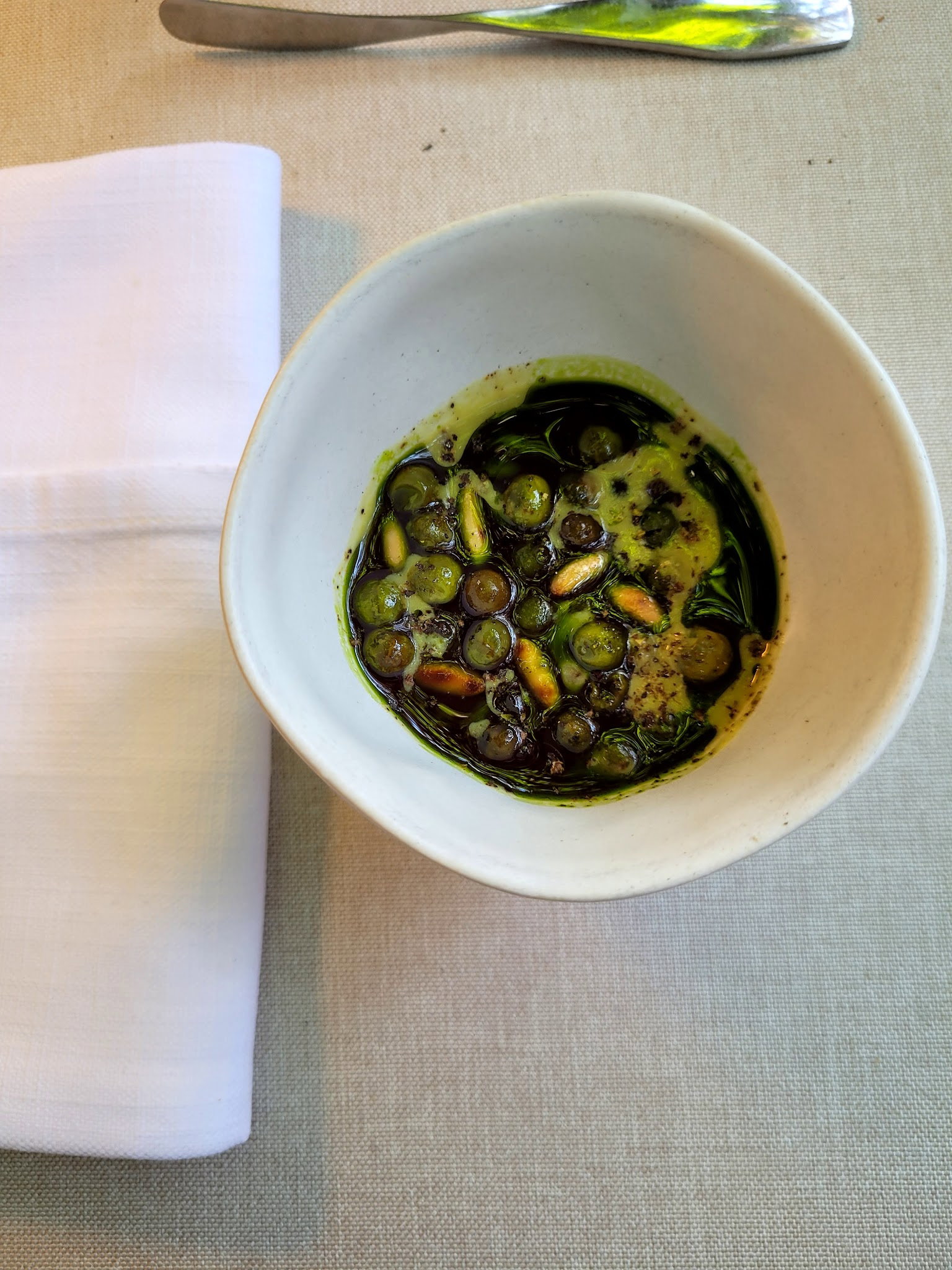 The Red Balloon Restoran & Bar