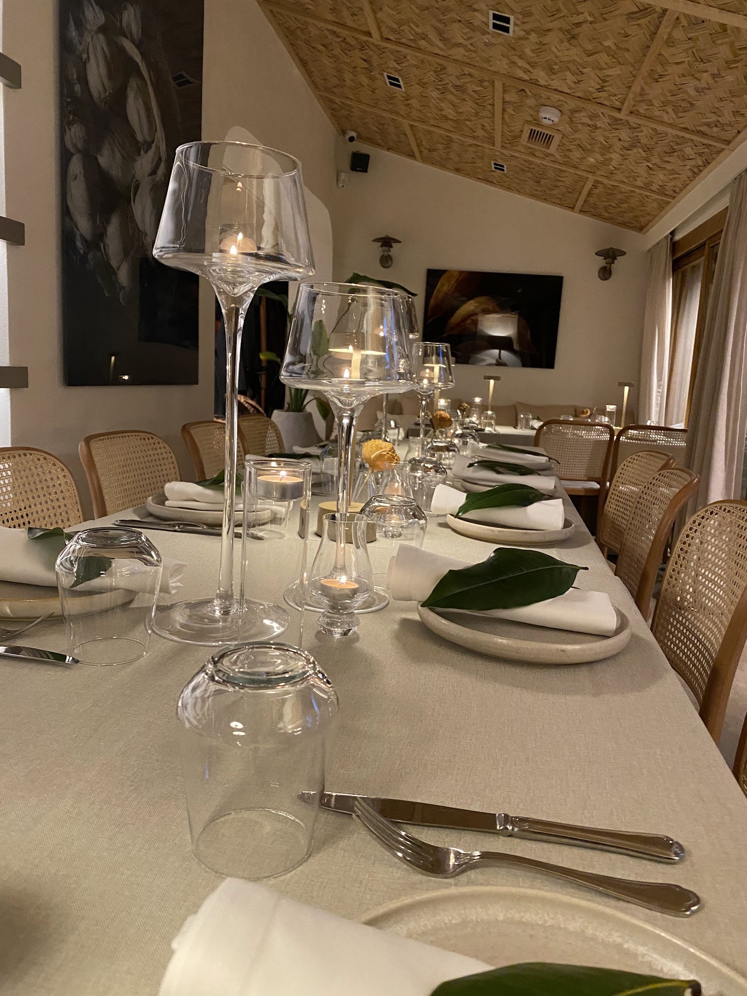 The Red Balloon Restoran & Bar