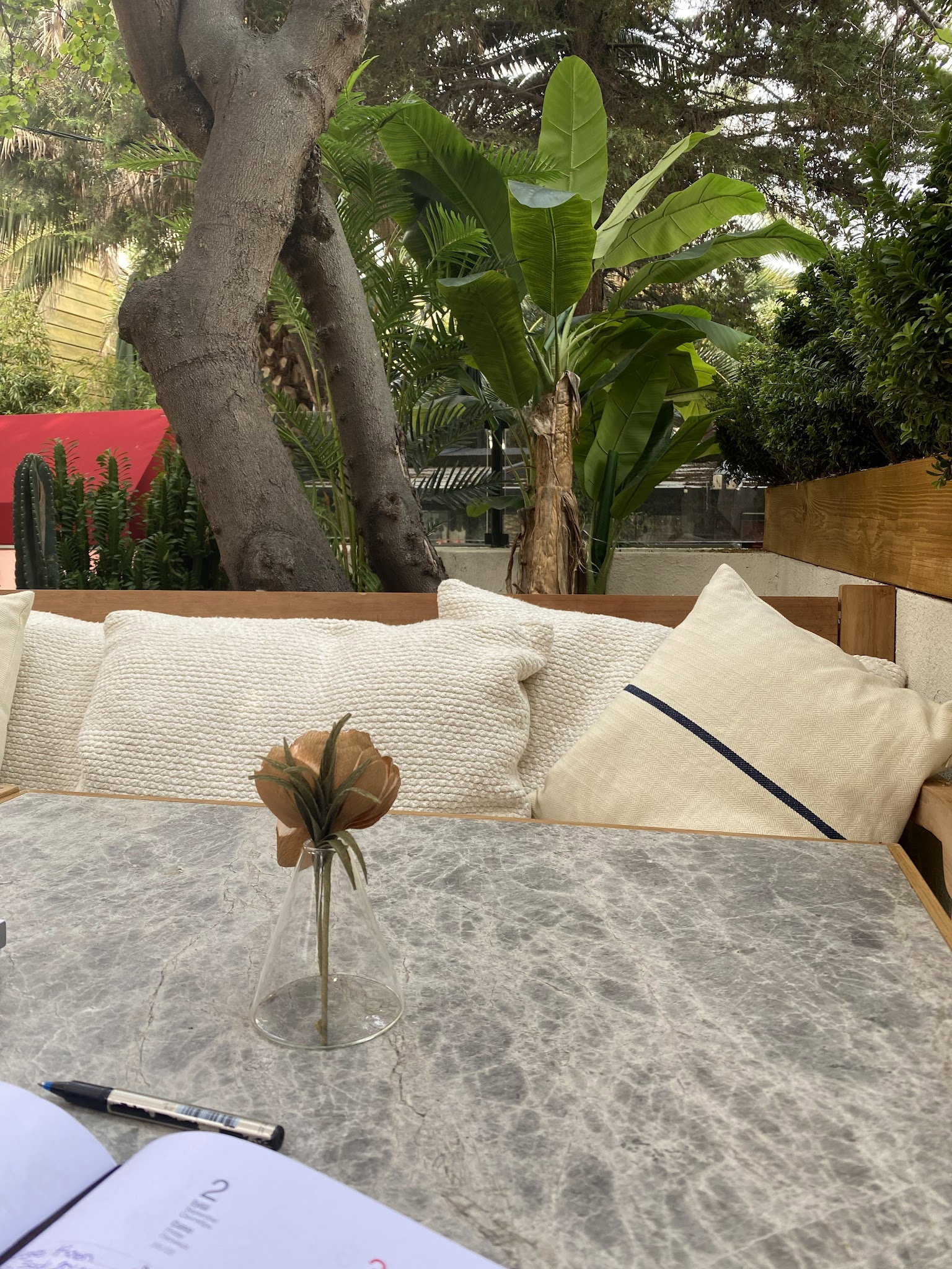 The Red Balloon Restoran & Bar