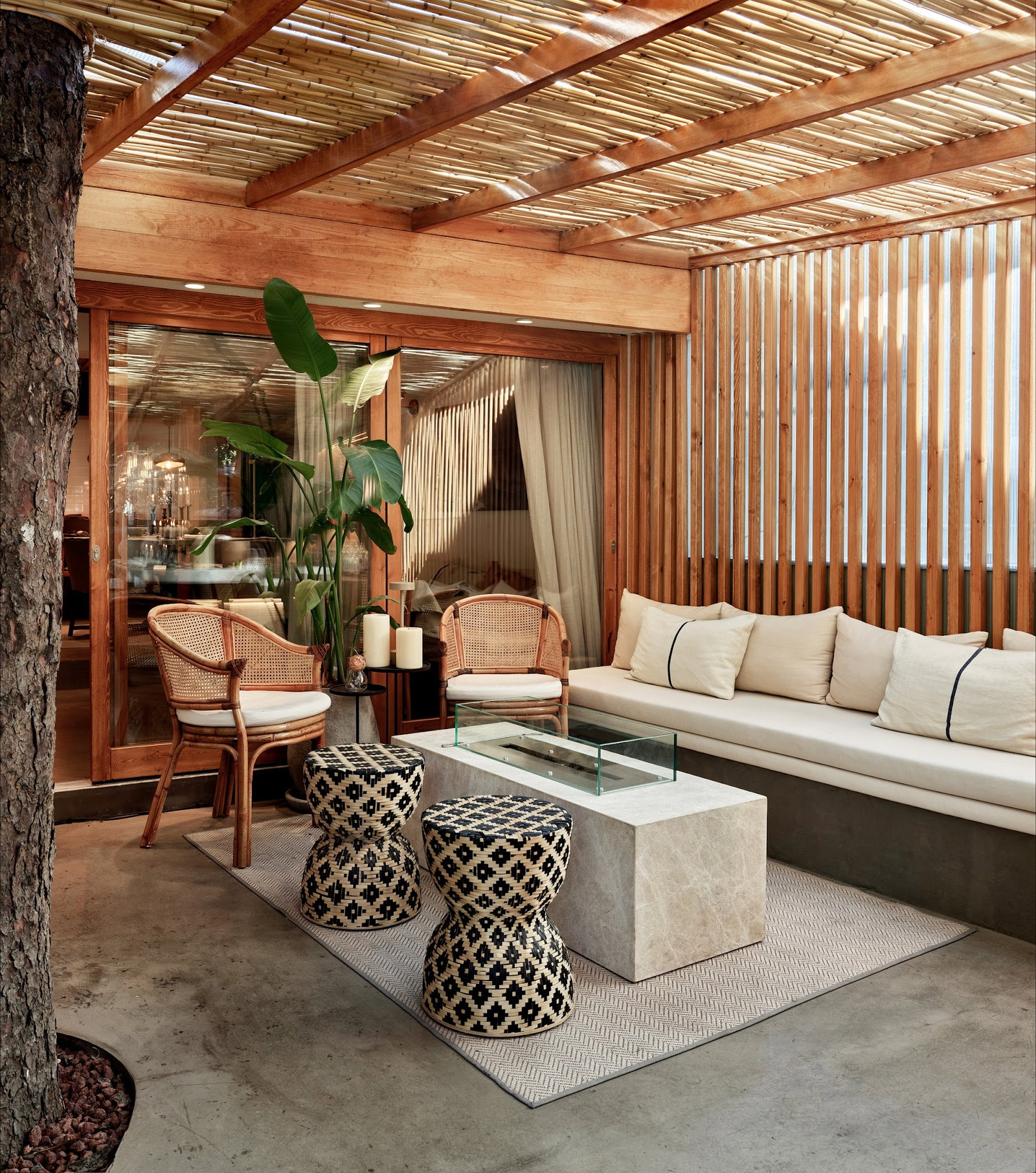 The Red Balloon Restoran & Bar