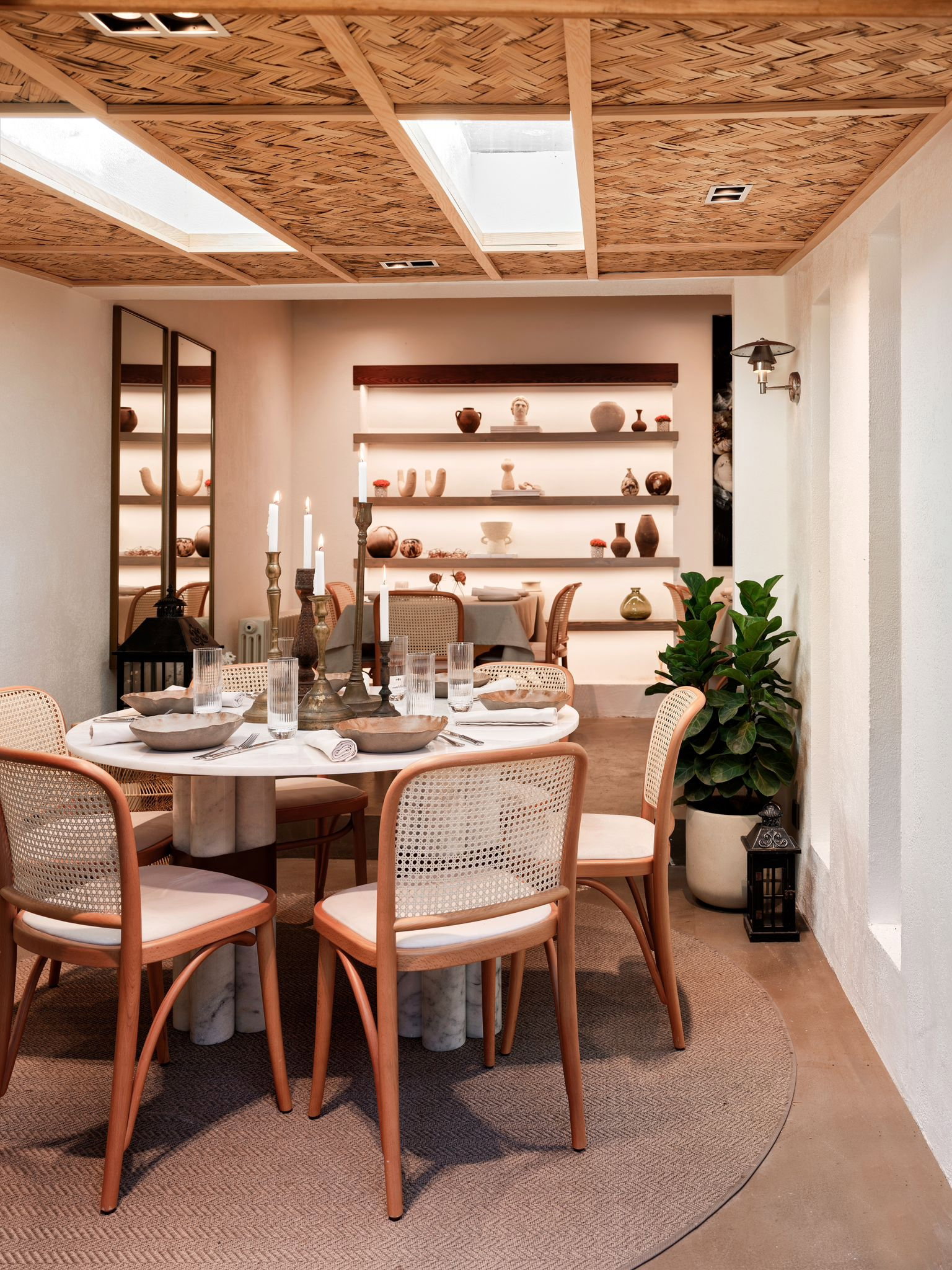 The Red Balloon Restoran & Bar