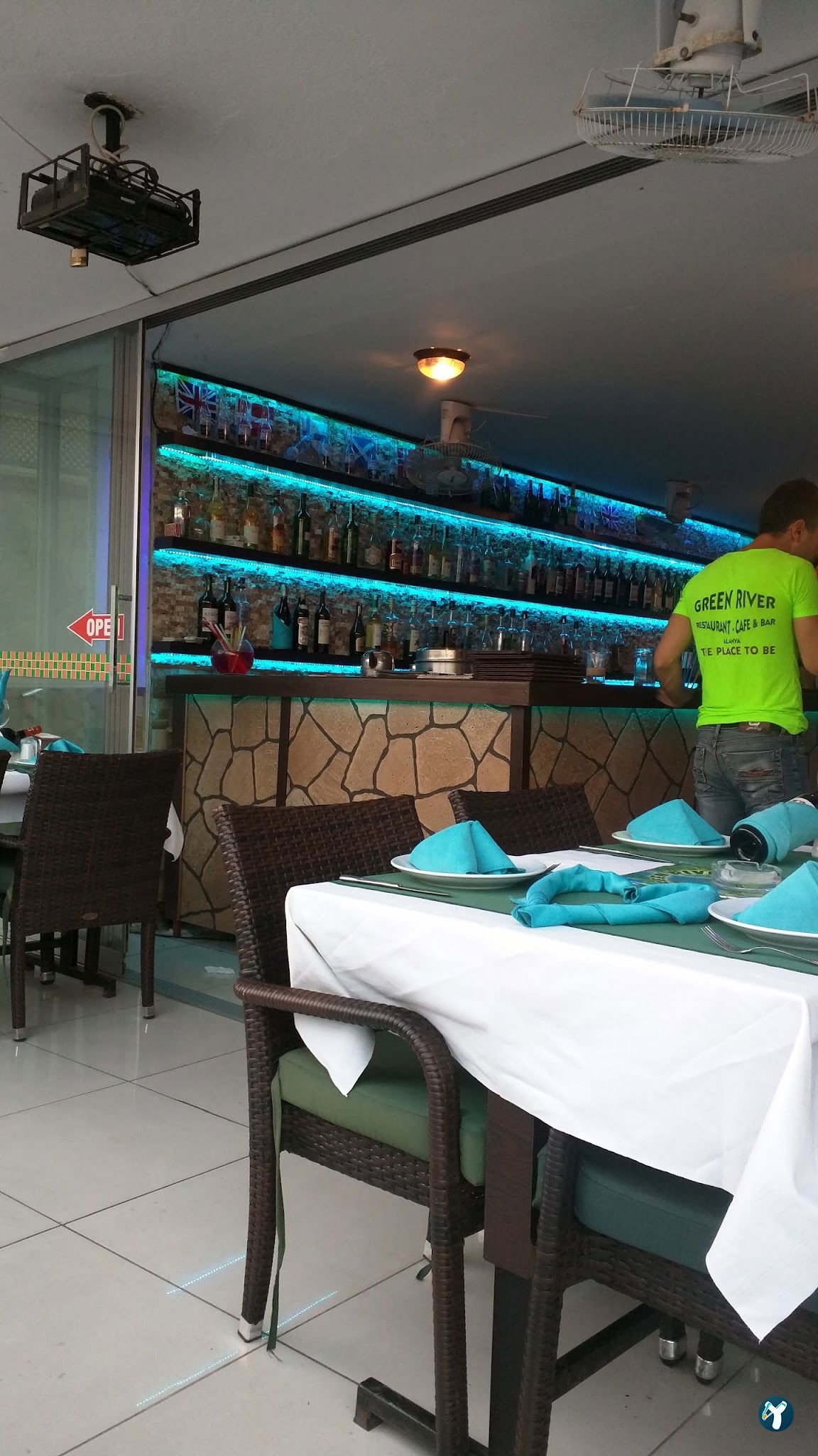 Green River Restoran