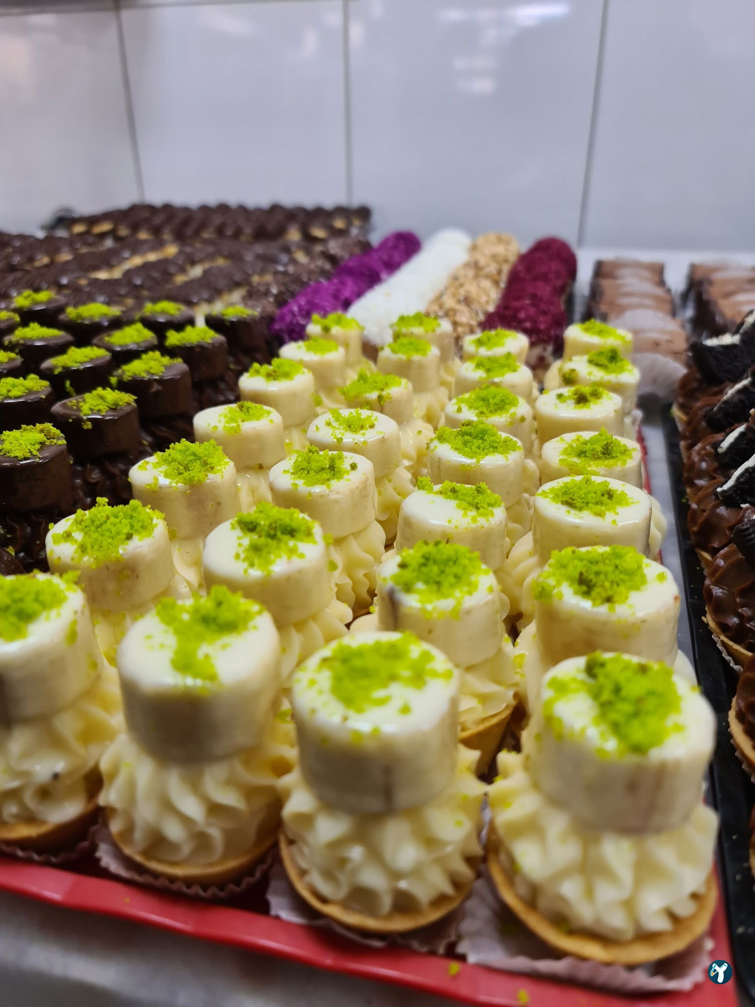 Victoria Pastane & Cafe