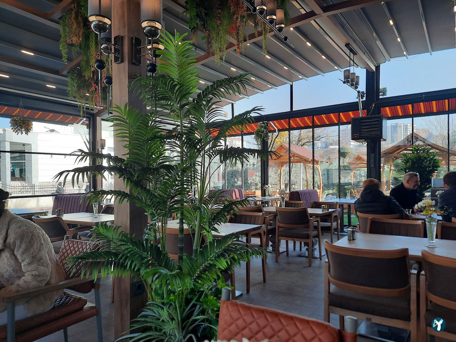 Victoria Pastane & Cafe