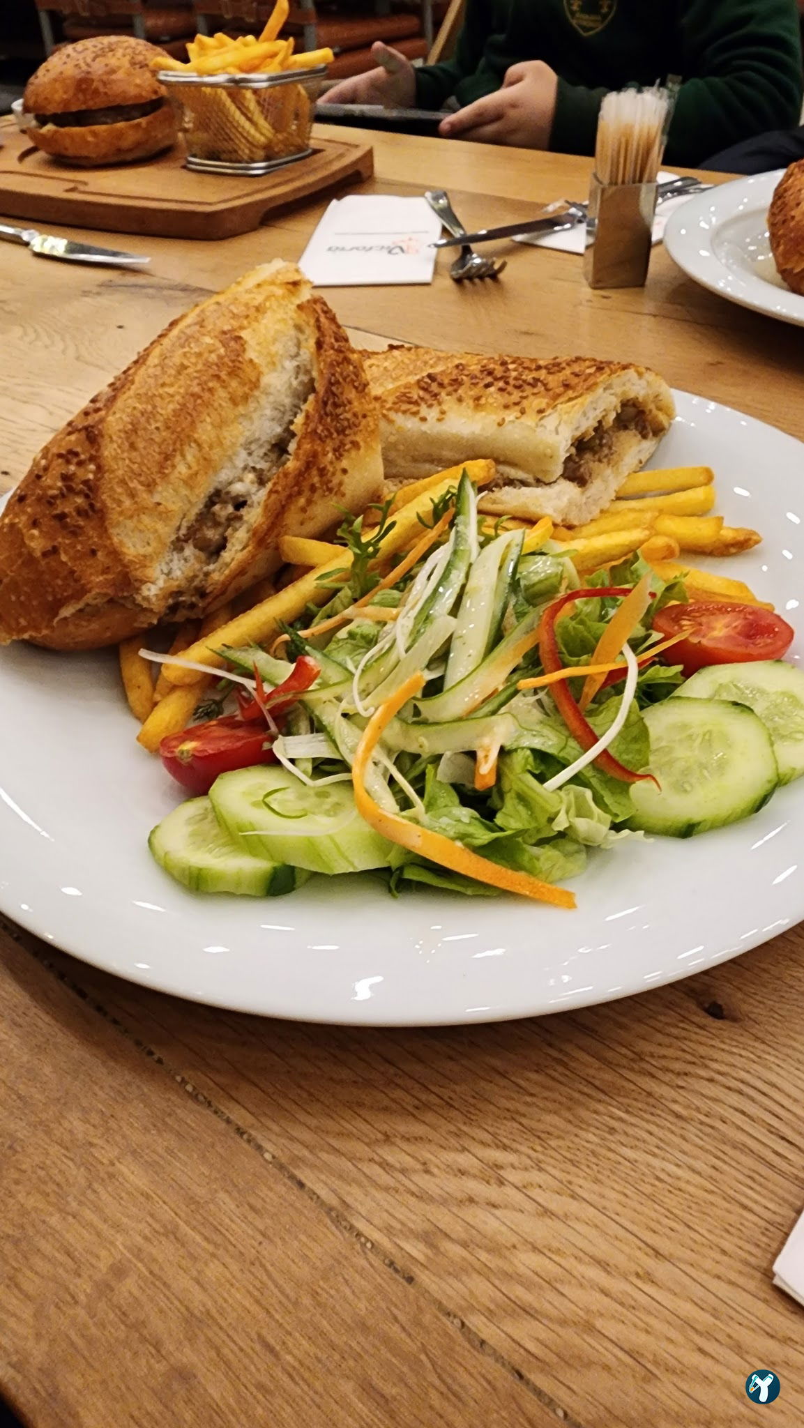 Victoria Pastane & Cafe