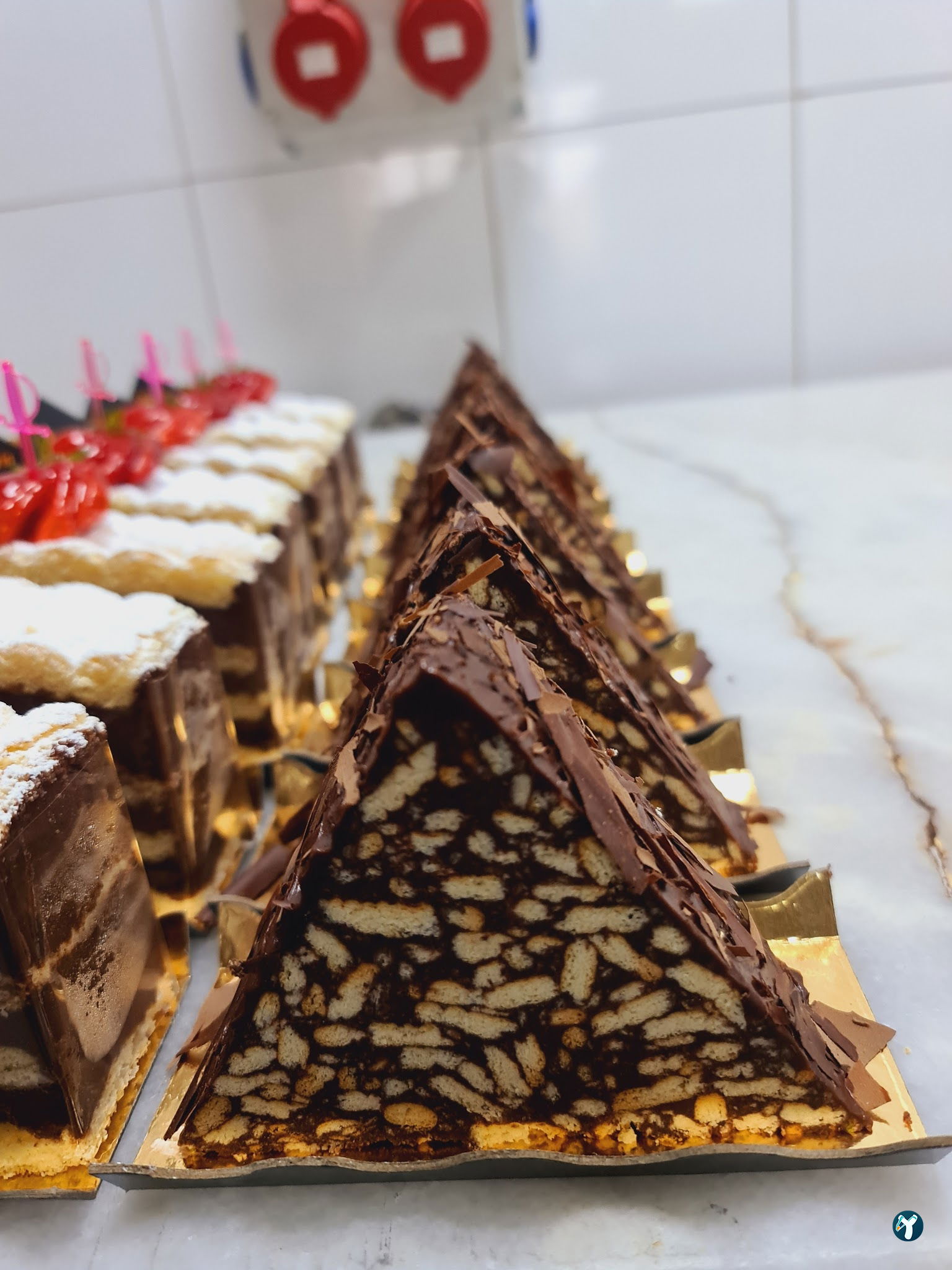 Victoria Pastane & Cafe