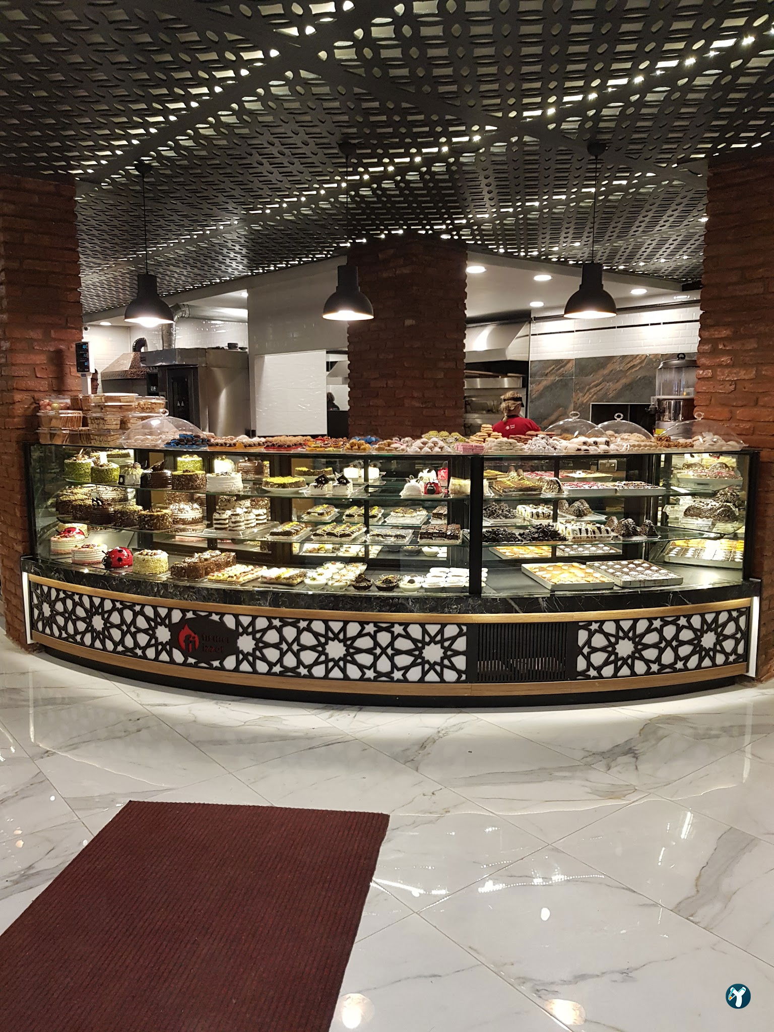 Victoria Pastane & Cafe
