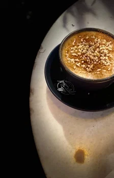 Coffee De Madrid - Çubuk resimleri