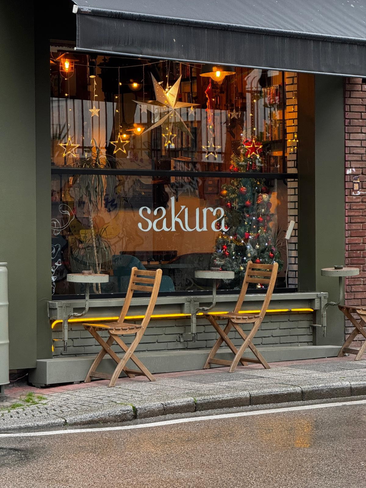 Sakura Cafe