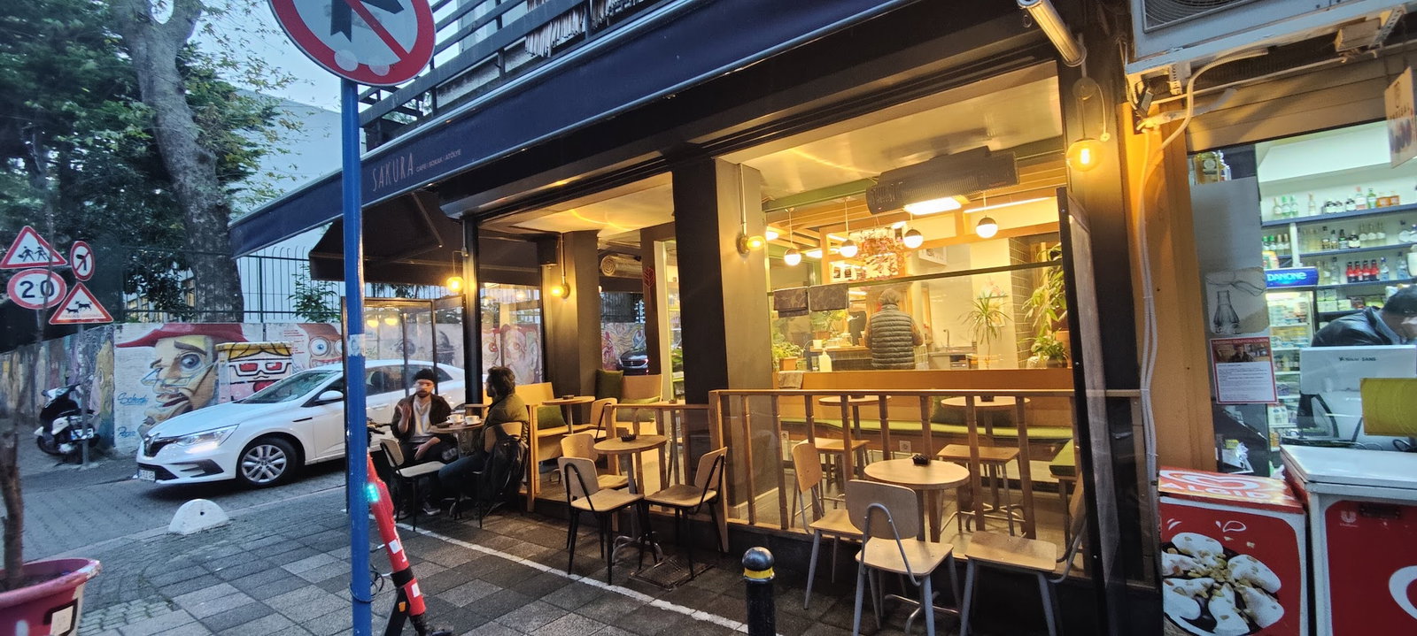 Sakura Cafe