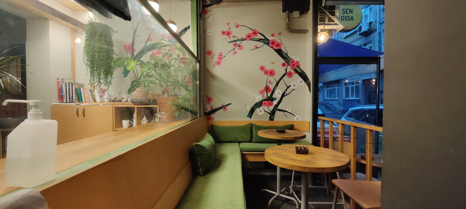 Sakura Cafe