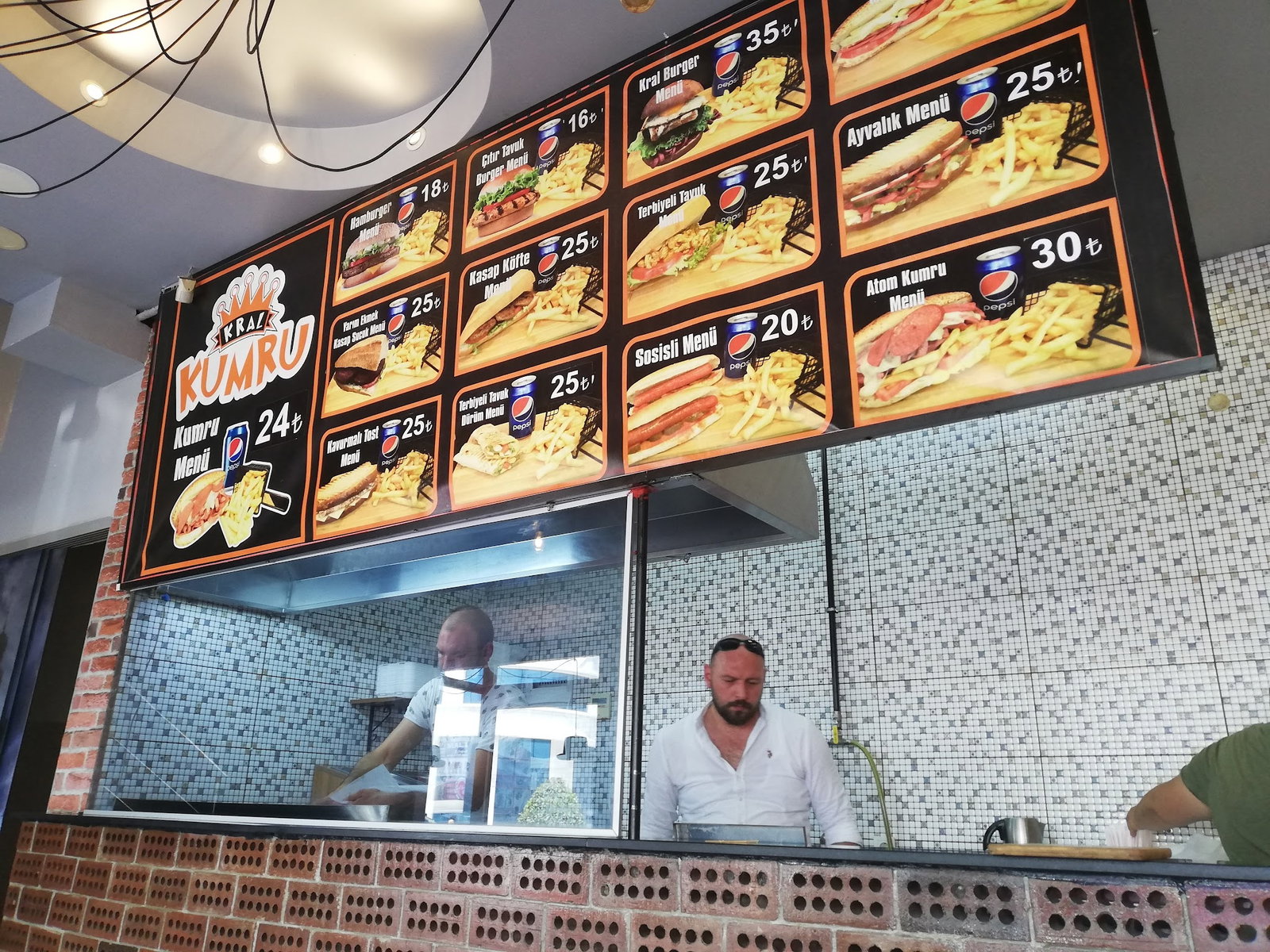 Kral Kumru Sultanbeyli