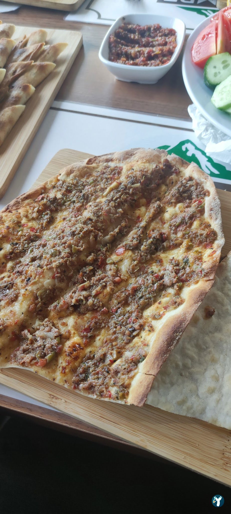 Gdl Emre Usta Pide Ve Kebap Salonu