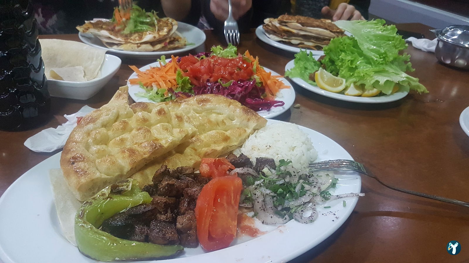 Gdl Emre Usta Pide Ve Kebap Salonu