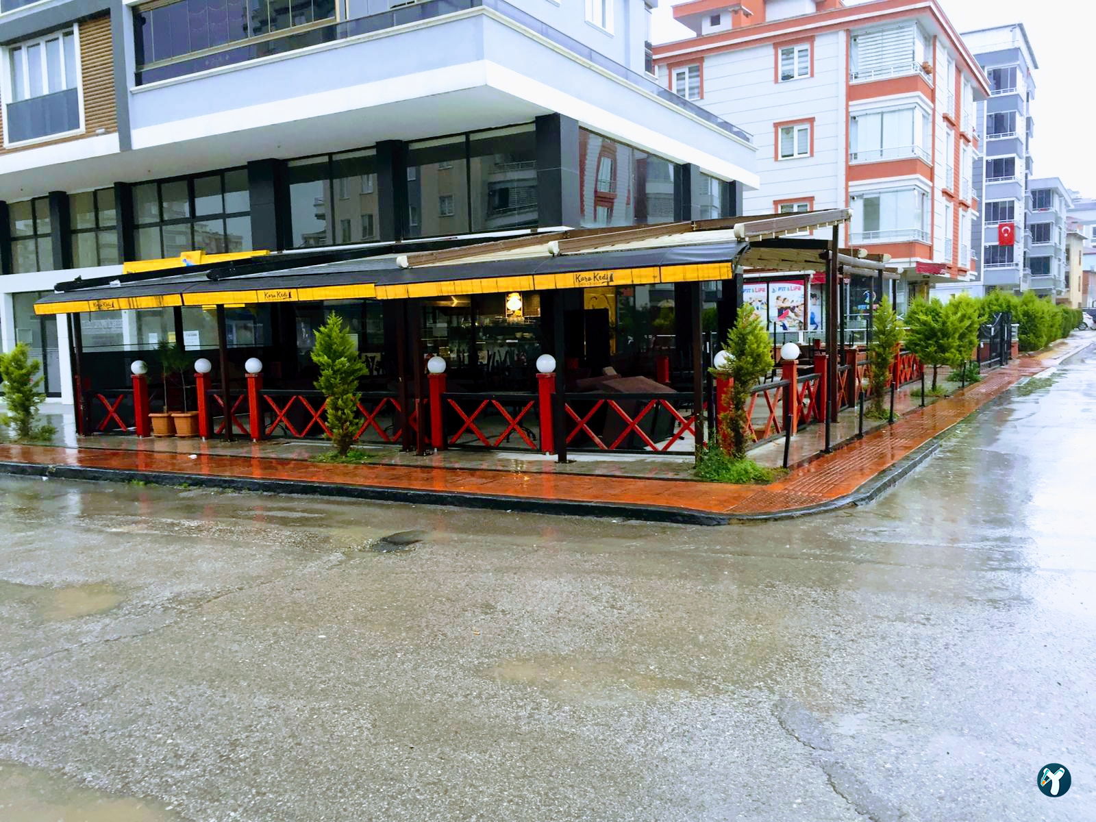 Karakedi Cafe Restorant