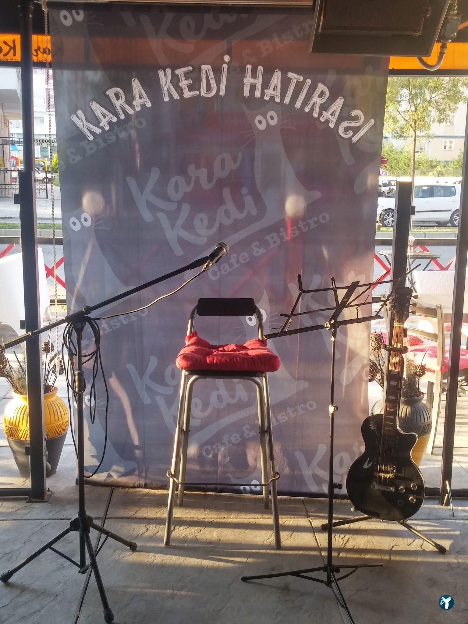 Karakedi Cafe Restorant
