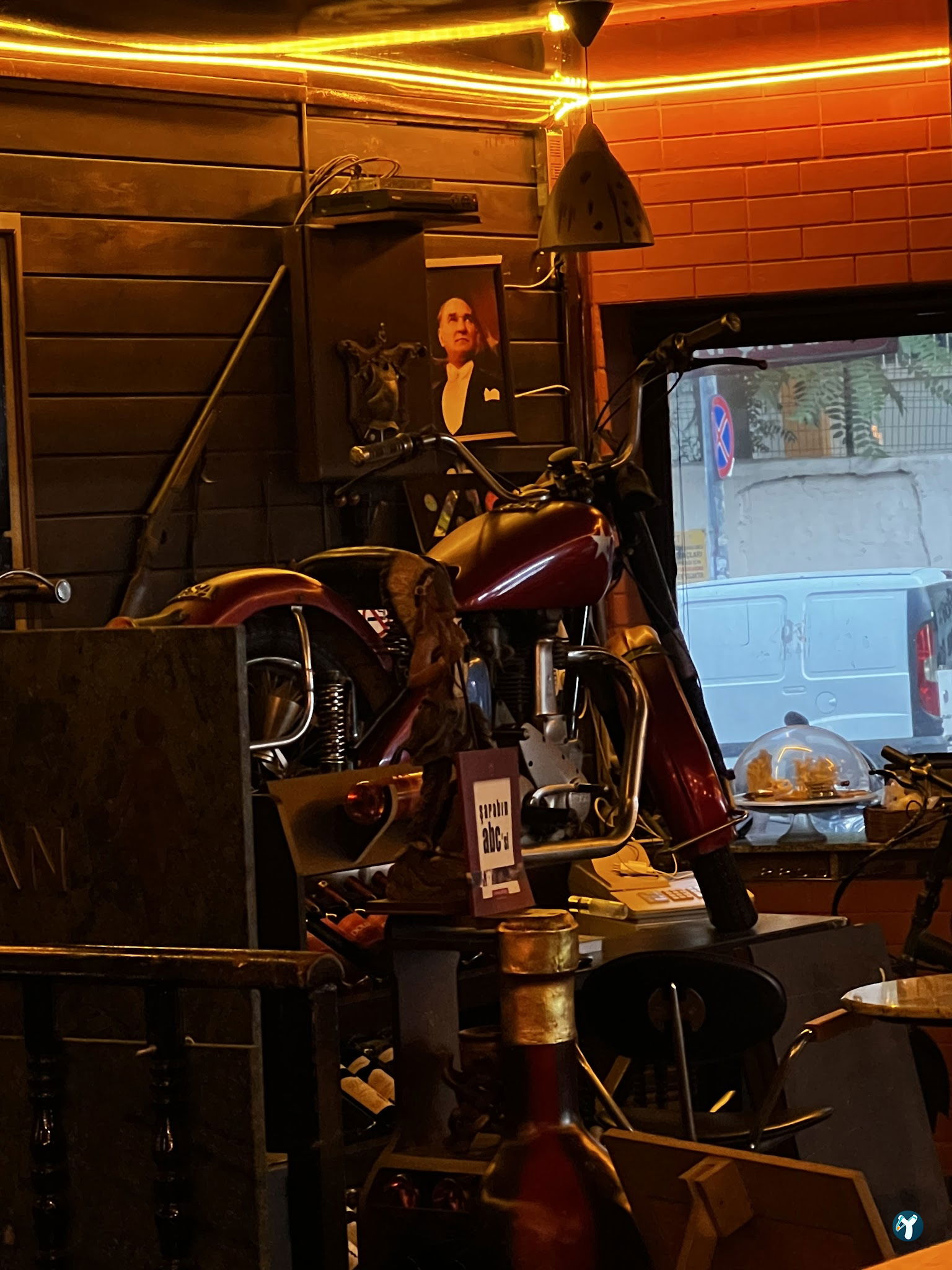 Tuffy'S Road House