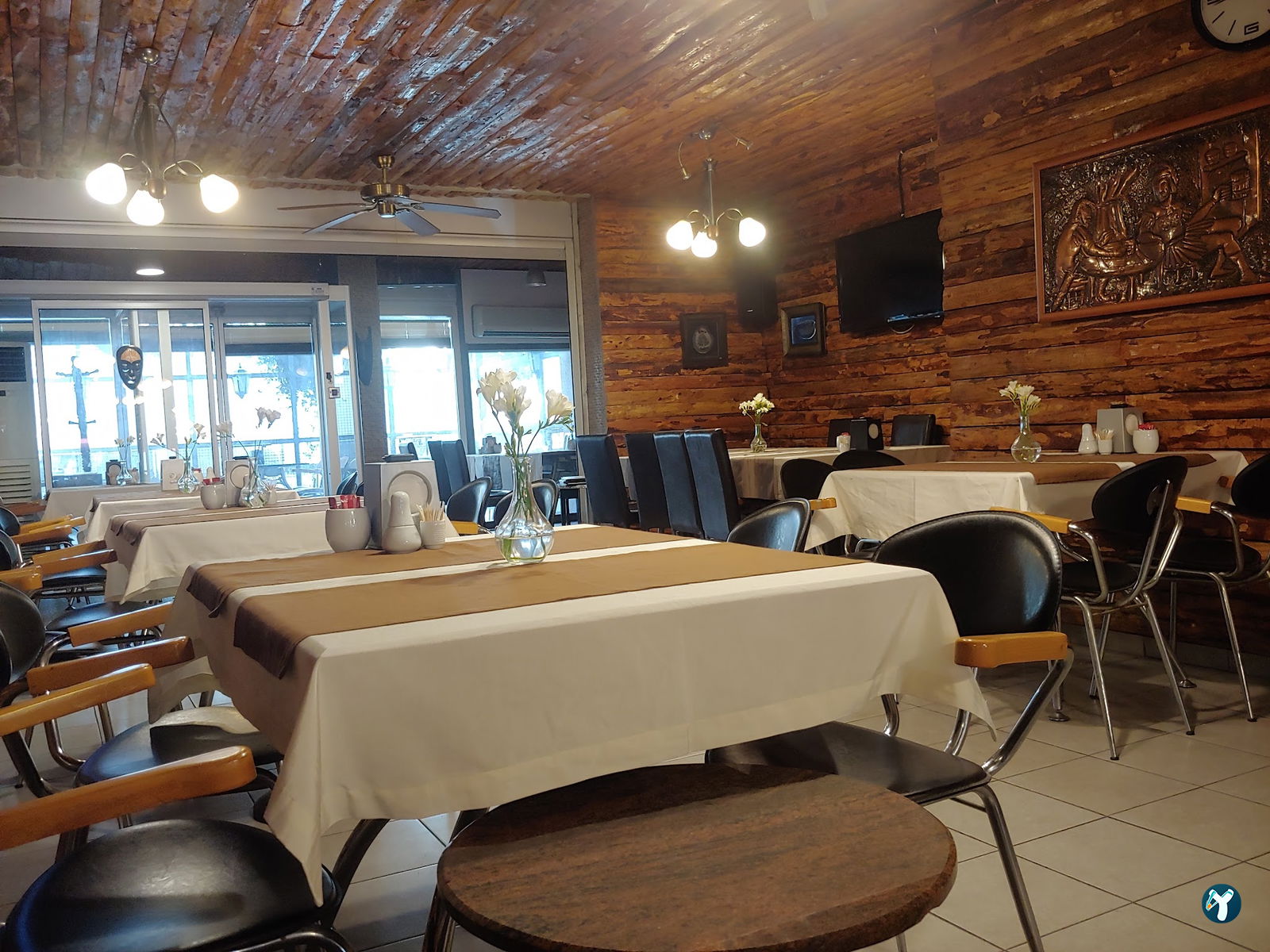 Tuffy'S Road House