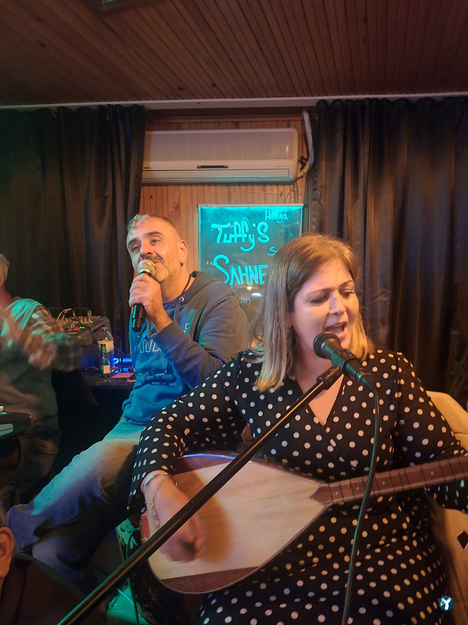 Tuffy'S Road House