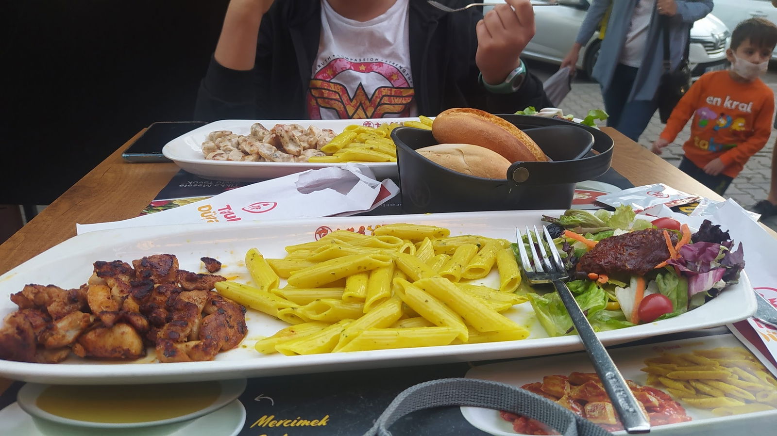 Tavuk Dünyası 01 Adana Türkmenbaşı