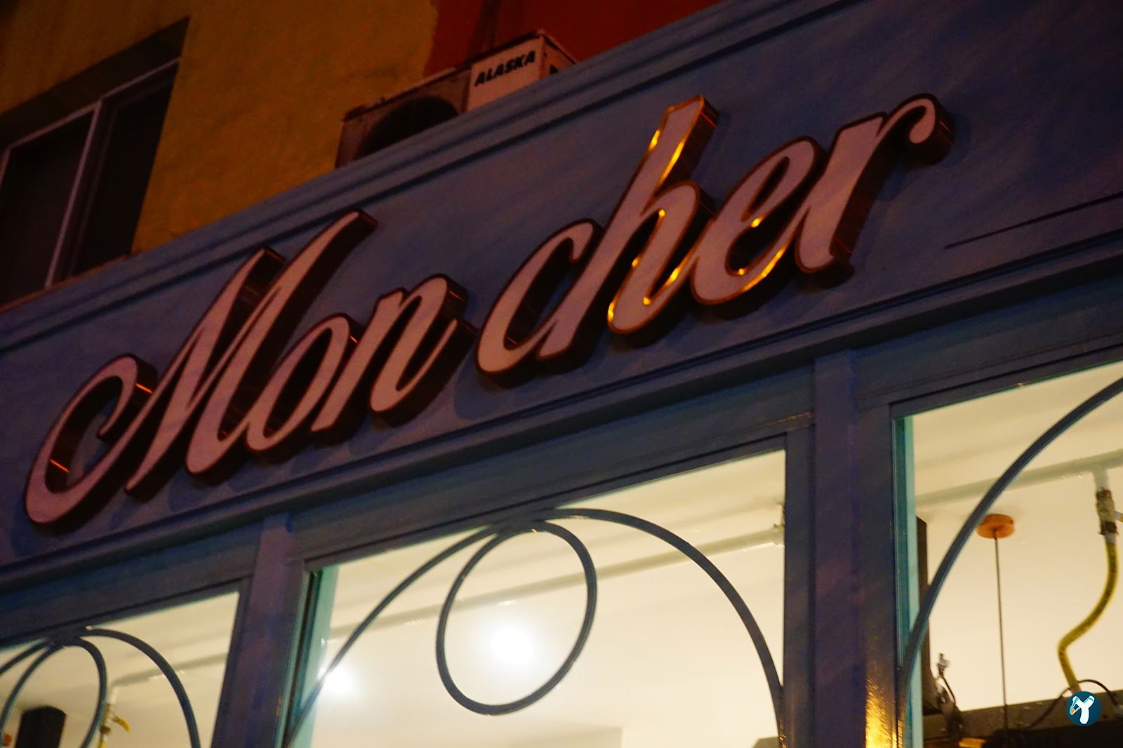 Mon Cher Cafe & Kitchen